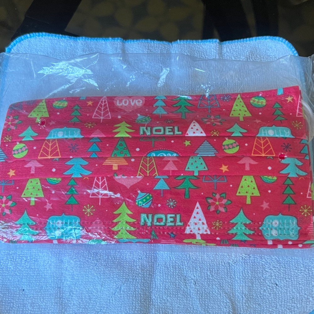 Source Unknown Festive Red Holiday Fabric